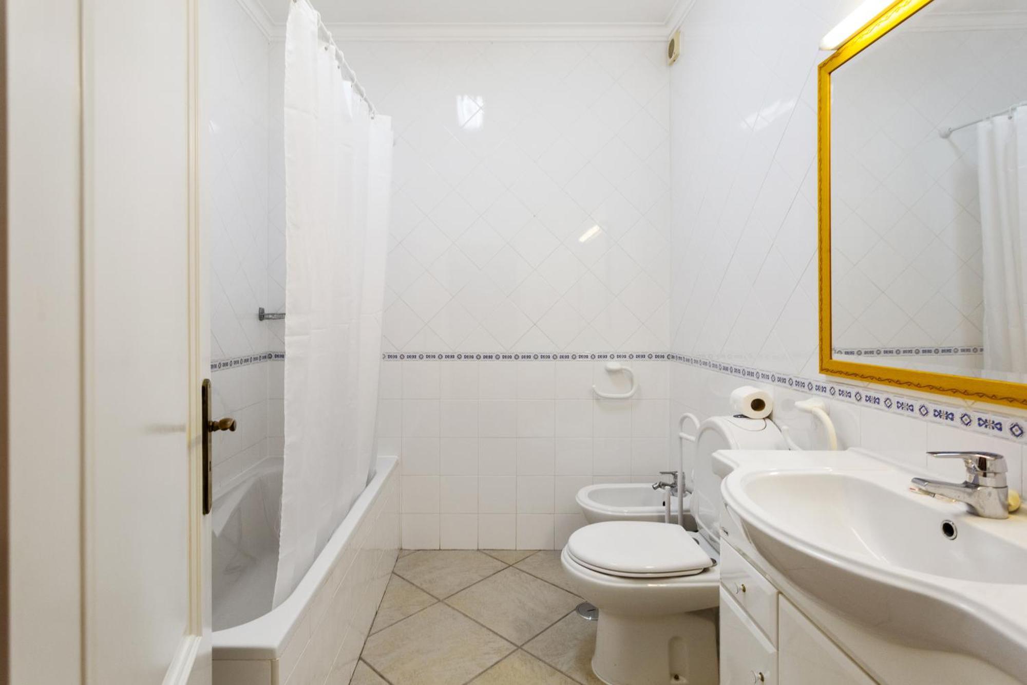Bicos Beach Apartments By Albufeira Rental Esterno foto