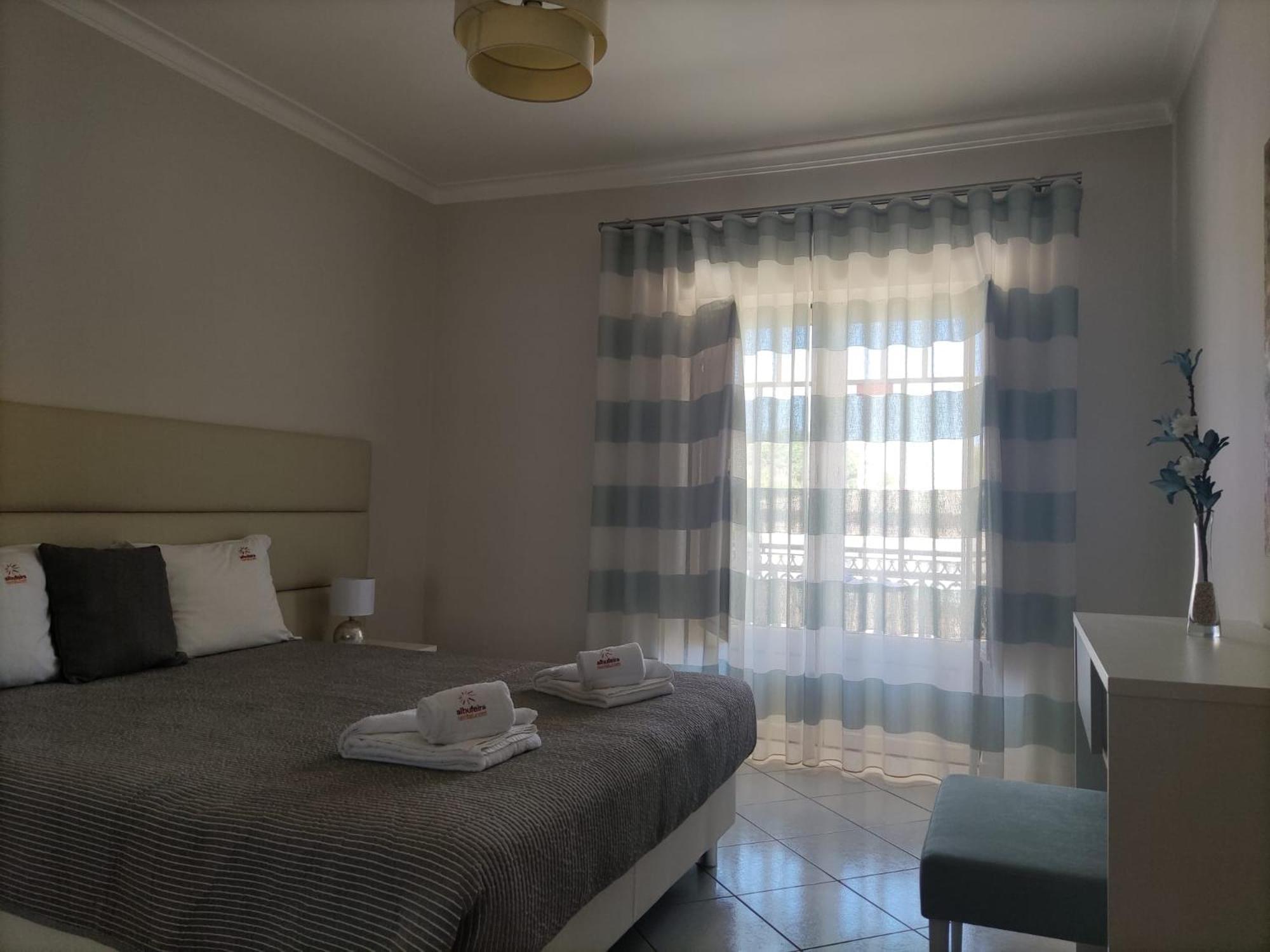 Bicos Beach Apartments By Albufeira Rental Esterno foto